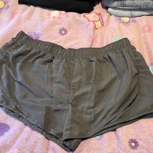 Women's Elastic-Waist Lightweight Shorts - Gray